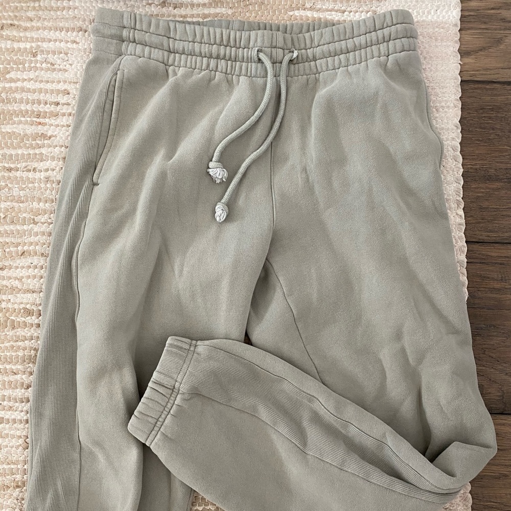 ARITZIA BOYFRIEND JOGGERS
